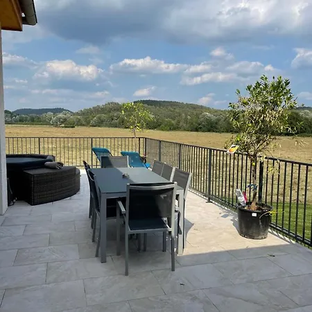 La D Orthoux Villa *