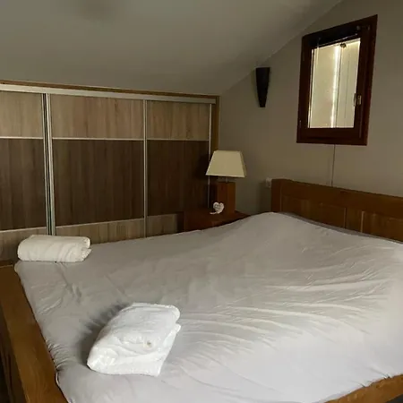 La D Orthoux Villa *